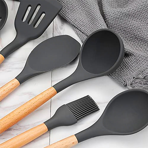 Set Utensilios Cocina Silicón Y Mango De Madera 12 Pzs Negr Color Negro