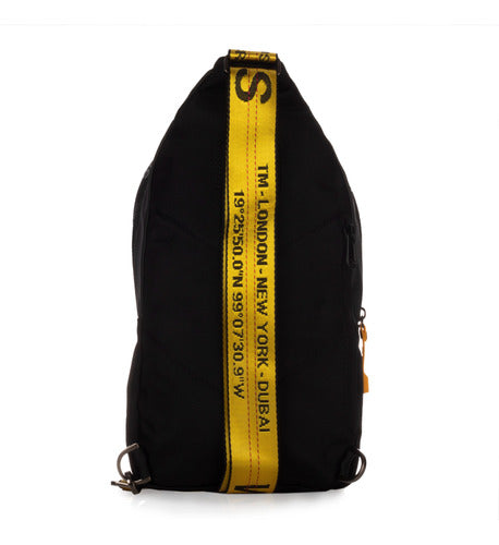 Mochila Cruzada Negro Con Amarillo Wilys